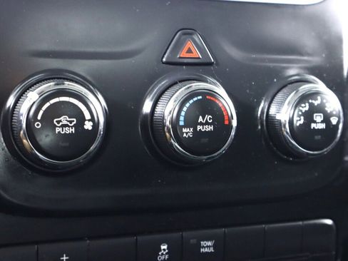 Used 2016 RAM 1500 ST w/ Popular Equipment Group image 23