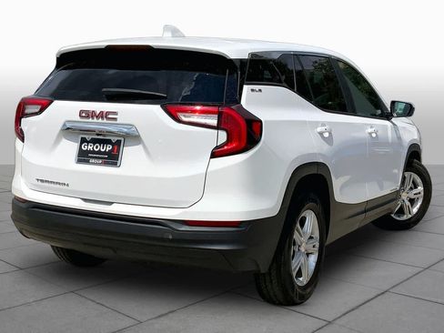 Used 2024 GMC Terrain SLE FWD image 13