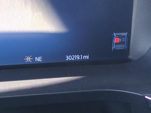 Used 2024 Ford F150 Lightning XLT AWD/4WD image 32