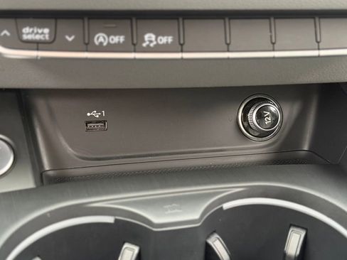 Used 2018 Audi A4 2.0T Premium w/ Convenience Package image 18