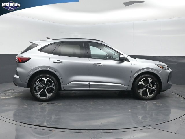 Used 2023 Ford Escape ST-Line Select w/ Tech Pack #2 AWD/4WD image 8