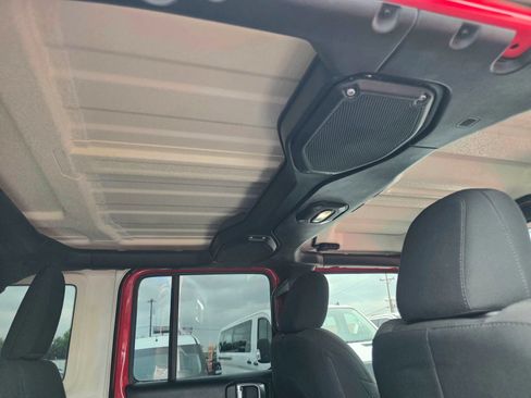 Used 2018 Jeep Wrangler Unlimited Sport S AWD/4WD image 20