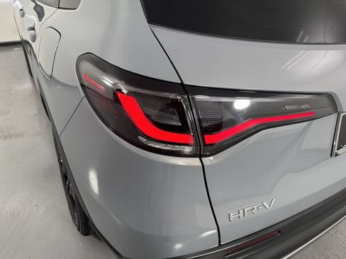 Used 2024 Honda HR-V Sport image 31