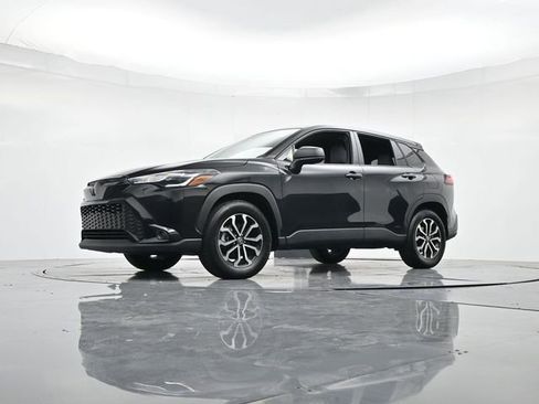 Used 2023 Toyota Corolla Cross S image 36