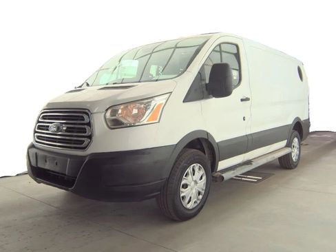 Used 2016 Ford Transit 250 130 Low Roof w/ Exterior Upgrade Package RWD image 1