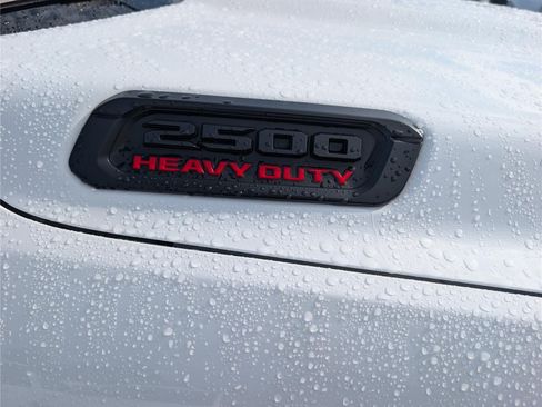 Used 2025 RAM 2500 Big Horn AWD/4WD image 10