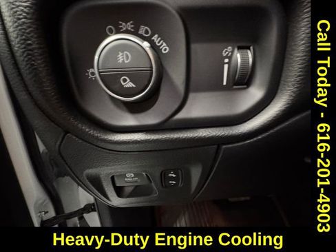 Used 2022 RAM 1500 Big Horn image 22