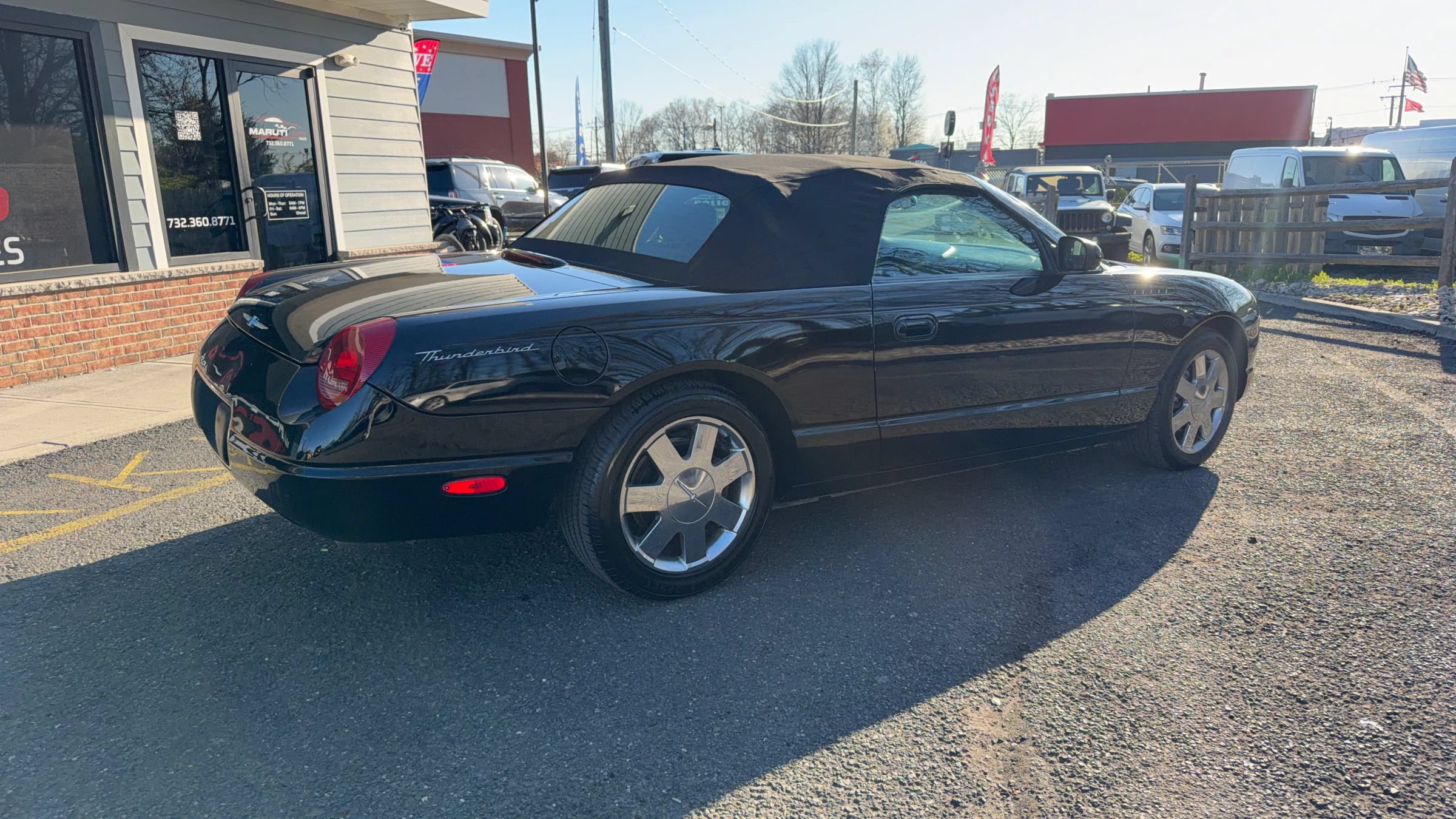 Used 2002 Ford Thunderbird RWD image 30