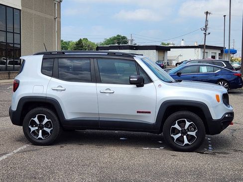 Used 2019 Jeep Renegade Trailhawk AWD/4WD image 11