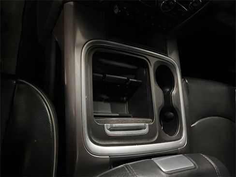 Used 2016 RAM 1500 Limited image 16