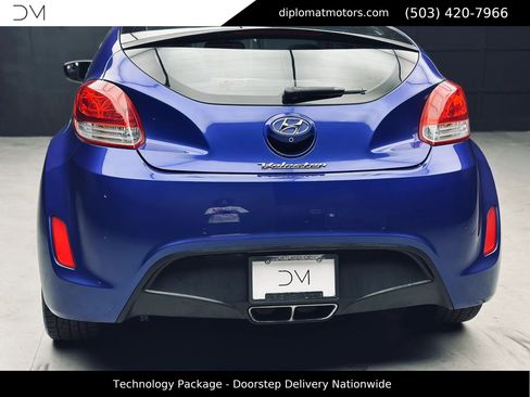 Used 2014 Hyundai Veloster w/ Technology Package 03 FWD image 16