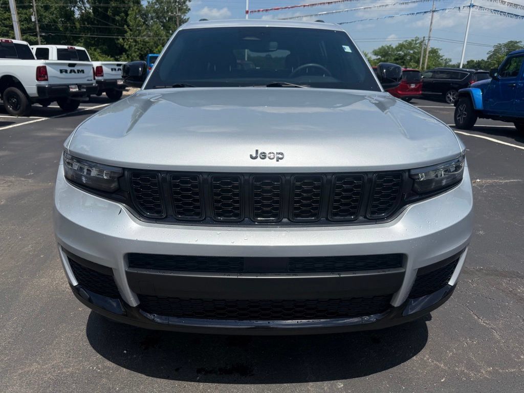 Certified 2024 Jeep Grand Cherokee L Altitude AWD/4WD image 10