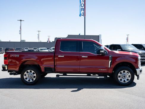 Used 2026 Ford F250 Lariat w/ Lariat Premium Package AWD/4WD image 11
