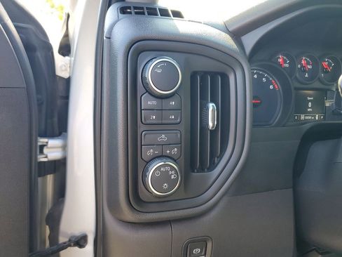 Used 2020 Chevrolet Silverado 1500 Custom Trail Boss w/ Custom Convenience Package AWD/4WD image 16