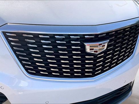 Used 2022 Cadillac XT5 Premium Luxury w/ Technology Package FWD image 30