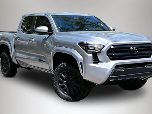 Used 2026 Toyota Tacoma SR5 image 2