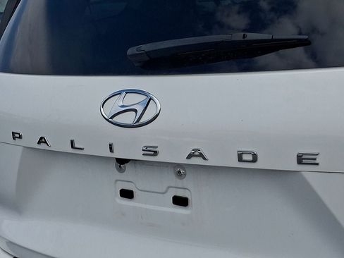 Used 2024 Hyundai Palisade Limited AWD/4WD image 32