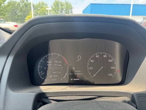 Used 2024 Honda Ridgeline Sport image 16