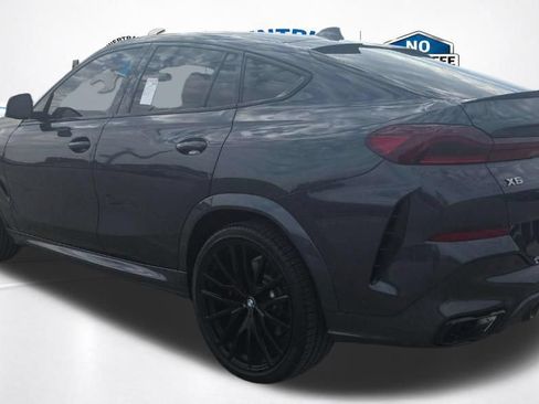 Used 2021 BMW X6 M50i w/ Premium Package AWD/4WD image 16