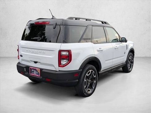 Used 2023 Ford Bronco Sport Outer Banks AWD/4WD image 5