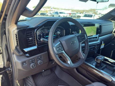New 2026 Chevrolet Silverado 1500 LT Trail Boss w/ Convenience Package II AWD/4WD image 24