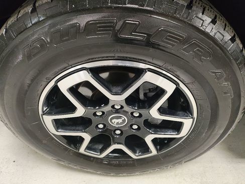 Used 2023 Ford Bronco Outer Banks AWD/4WD image 17