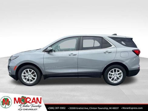Certified 2023 Chevrolet Equinox LT FWD image 3