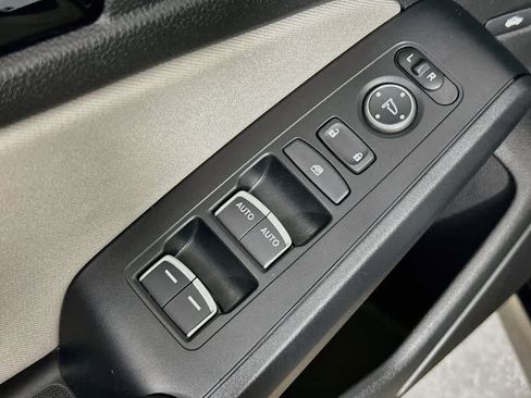 Used 2024 Honda Civic EX image 28