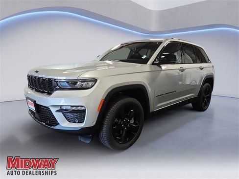 New 2025 Jeep Grand Cherokee Limited w/ Luxury Tech Group II image 1