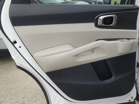 Used 2024 Kia Sorento S w/ Panoramic Sunroof Package FWD image 14