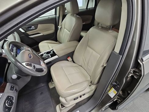 Used 2013 Ford Edge Limited w/ Driver Entry Pkg FWD image 28