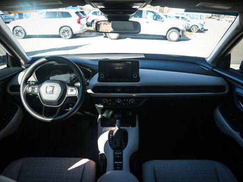 Certified 2023 Honda HR-V LX image 27