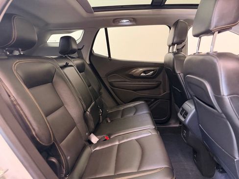 Used 2021 GMC Terrain SLT w/ Infotainment Package II AWD/4WD image 21
