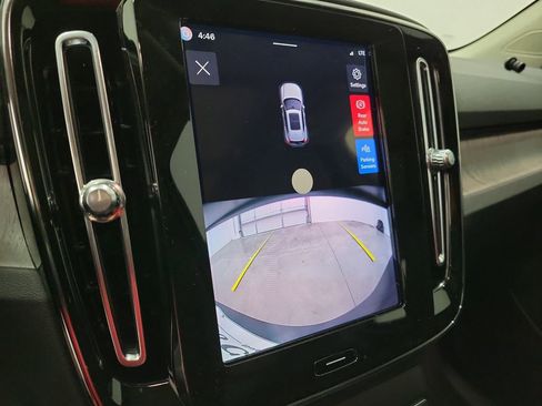 New 2026 Volvo XC40 B5 Core AWD/4WD image 29