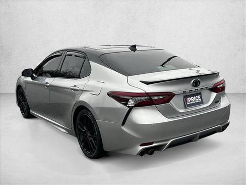 Used 2023 Toyota Camry XSE image 7