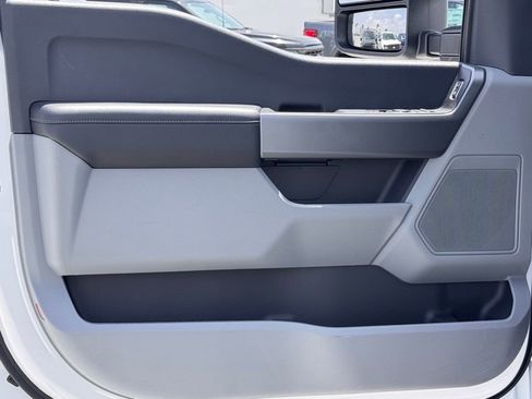 New 2025 Ford F350 XLT image 16