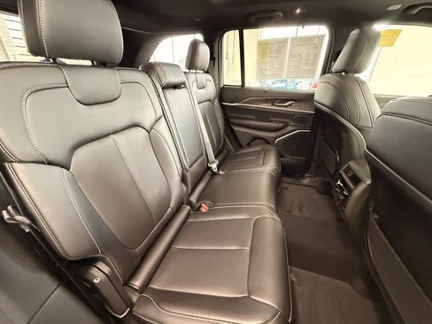 Used 2024 Jeep Grand Cherokee Limited 4xe w/ Luxury Tech Group II image 20