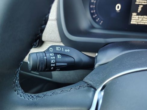 New 2026 Volvo XC90 B6 Plus image 18