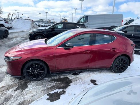 New 2026 MAZDA MAZDA3 Hatchback w/Premium Plus Pkg image 8