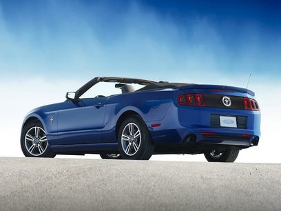 Used 2013 Ford Mustang Convertible w/ Security Pkg