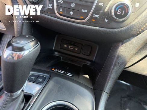 Used 2020 Chevrolet Equinox Premier AWD/4WD image 23