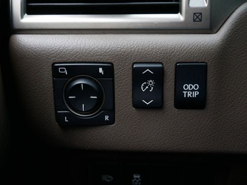 Used 2018 Lexus GX 460 Premium w/ Premium Package AWD/4WD image 28
