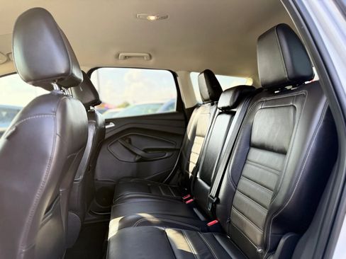 Used 2017 Ford Escape Titanium FWD image 23