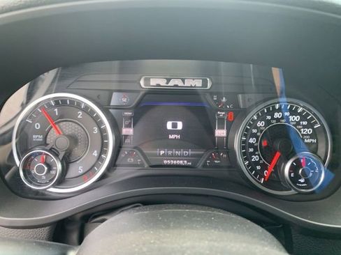 Used 2022 RAM 1500 Laramie image 30