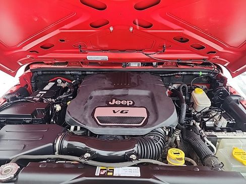 Used 2015 Jeep Wrangler Unlimited Sport w/ Quick Order Package 24S image 10