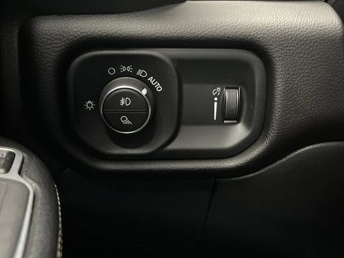 Used 2023 RAM 2500 Big Horn w/ Level 1 Equipment Group image 25