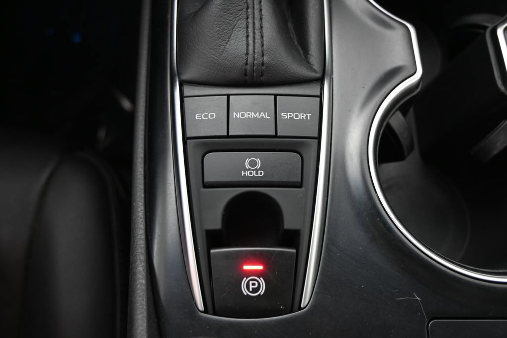 Used 2018 Toyota Camry XSE w/ Driver Assist Package FWD image 31