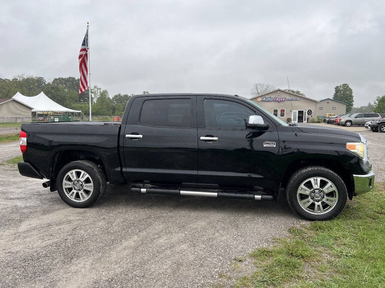 Used 2014 Toyota Tundra 1794 Edition AWD/4WD image 2
