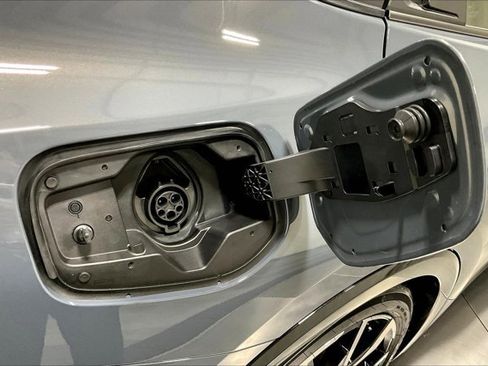 New 2026 Toyota Prius Plug-In Hybrid image 40