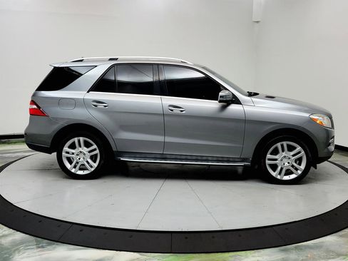 Used 2015 Mercedes-Benz ML 350 4MATIC image 4